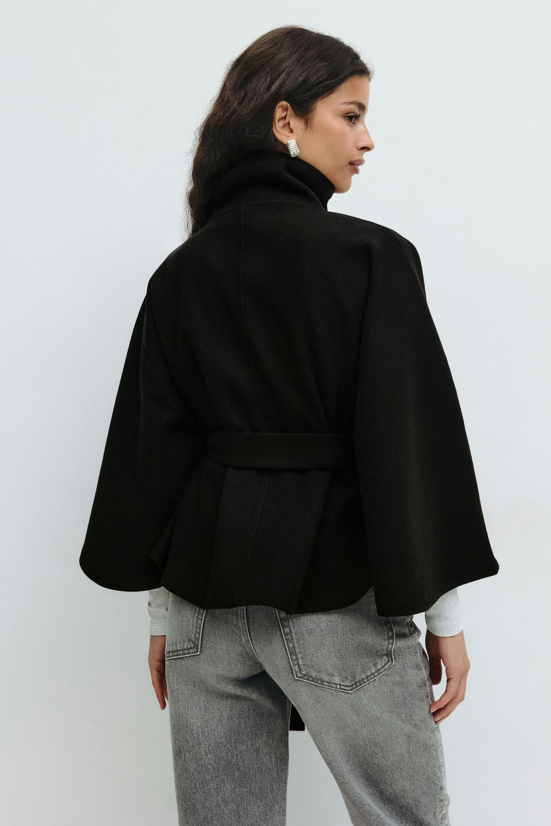 Damen Cape mit hohem Kragen und weiten Ärmeln