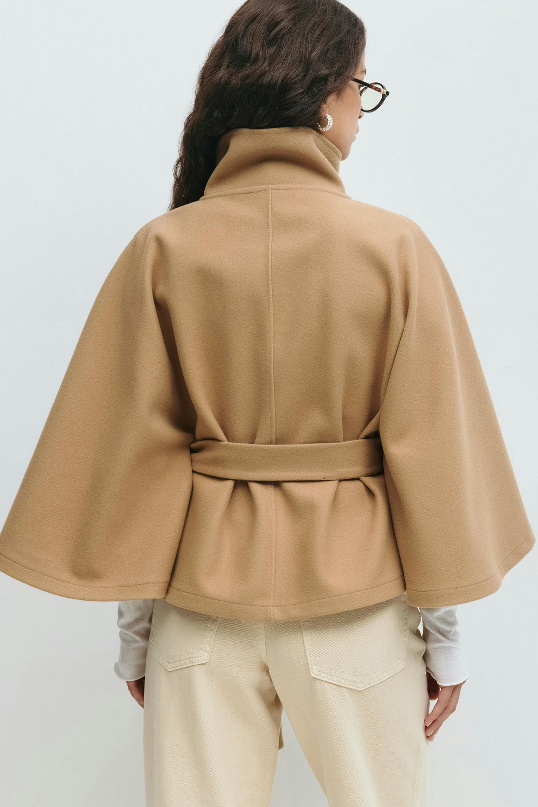 Damen Cape mit hohem Kragen und weiten Ärmeln