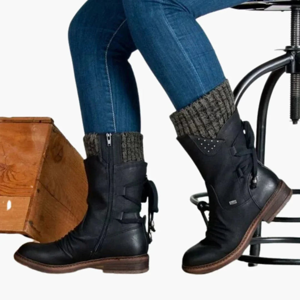 Damen Halbstiefel mit Strickbündchen und Schnürung hinten