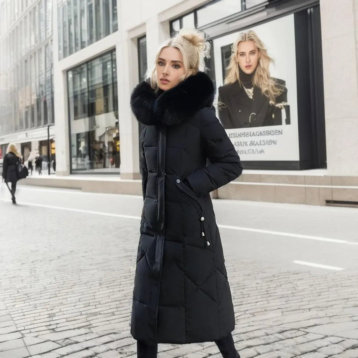 Damen lange Winterjacke mit flauschigem Kapuzenbesatz