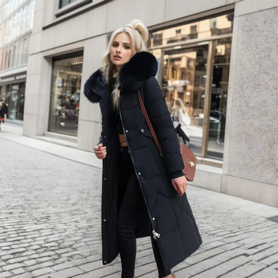 Damen lange Winterjacke mit flauschigem Kapuzenbesatz