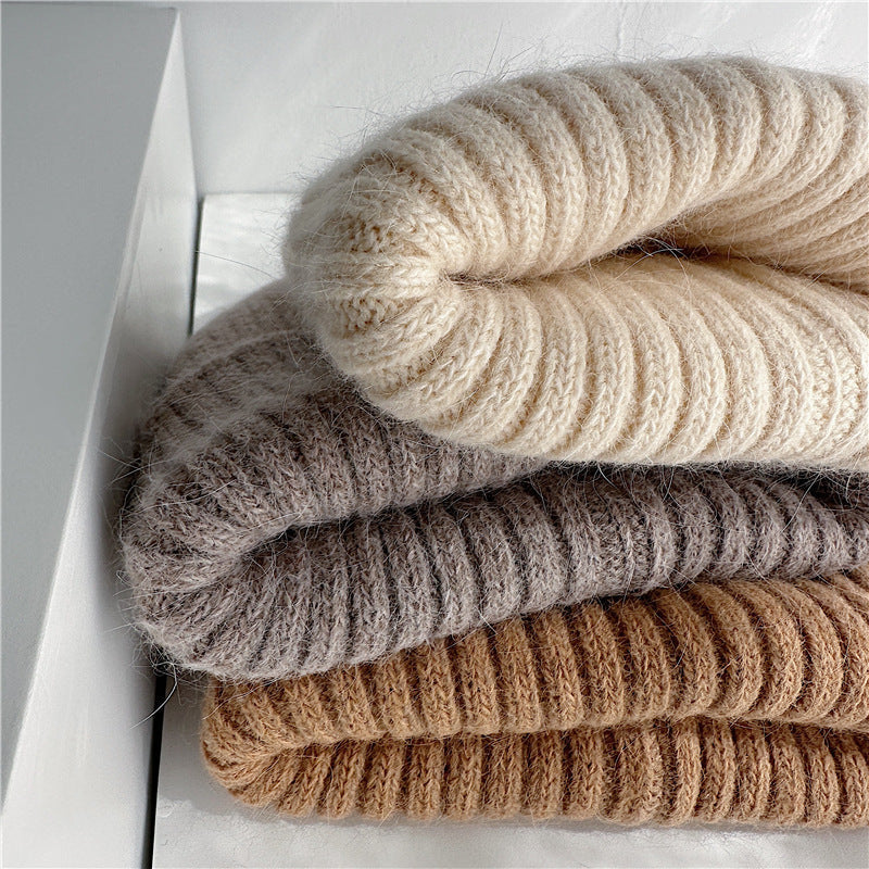 Damen Mütze aus flauschigem Rippenstrick