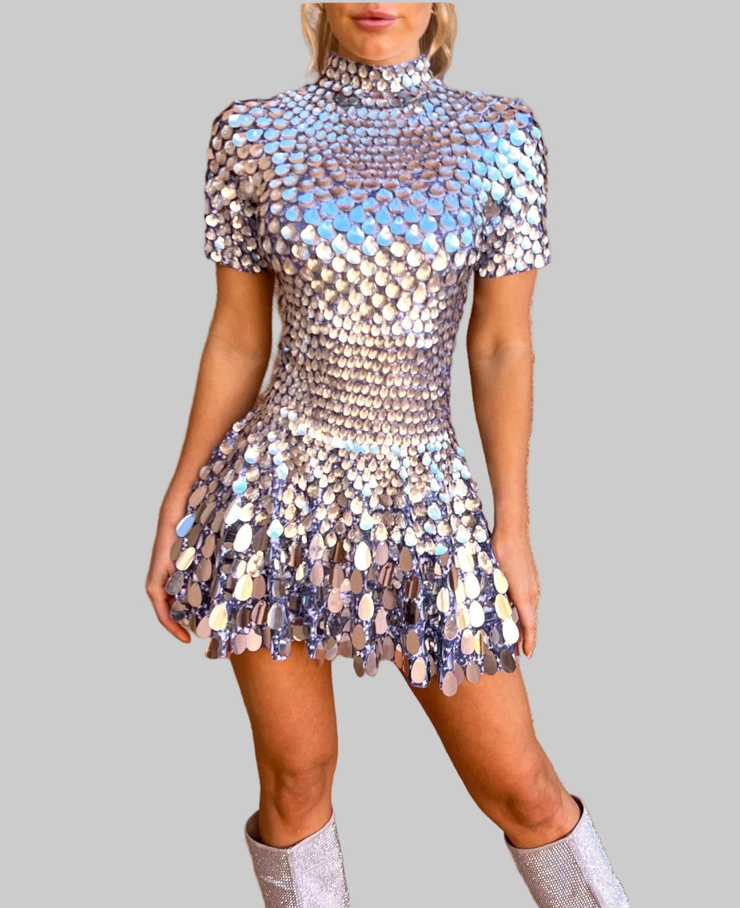 Damen Paillettenkleid mit Schuppenmuster und Stehkragen