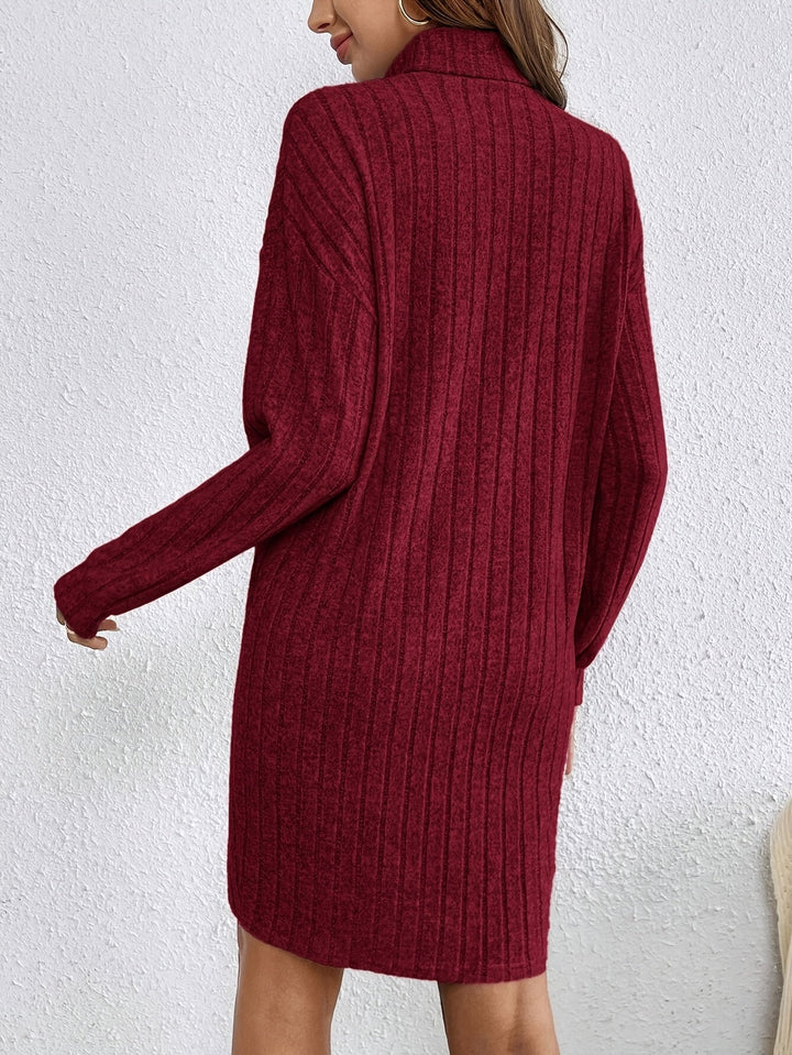 Damen Pulloverkleid mit Längsrippen und Stehkragen
