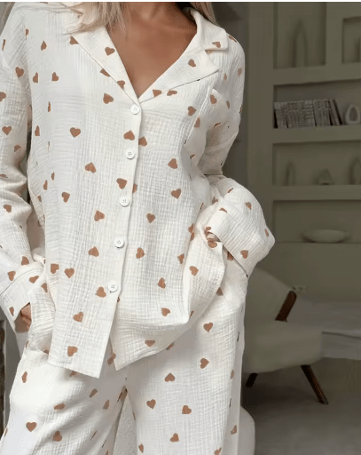 Damen Pyjama mit Herzprint und Hemdkragen