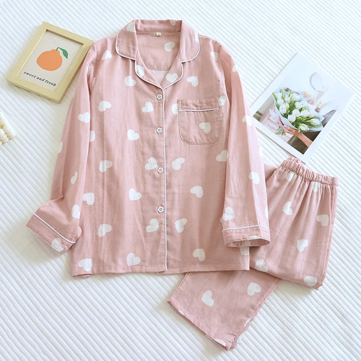 Damen Pyjama mit Herzprint und Kontrastpaspel
