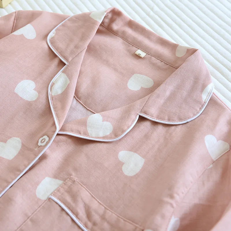 Damen Pyjama mit Herzprint und Kontrastpaspel