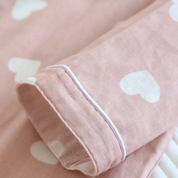 Damen Pyjama mit Herzprint und Kontrastpaspel