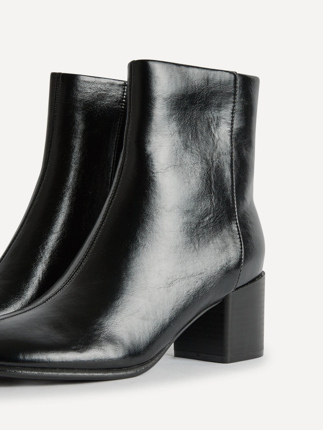 Damen schwarze Stiefeletten mit 6 cm Blockabsatz