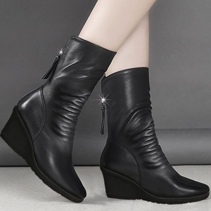 Damen Stiefeletten mit Keilabsatz und gerafftem Schaft