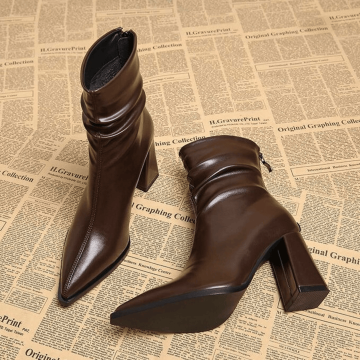 Damen Stiefeletten mit spitzer Form und Blockabsatz