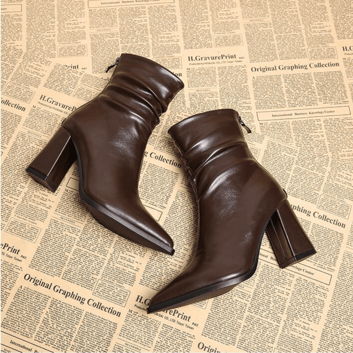 Damen Stiefeletten mit spitzer Form und Blockabsatz