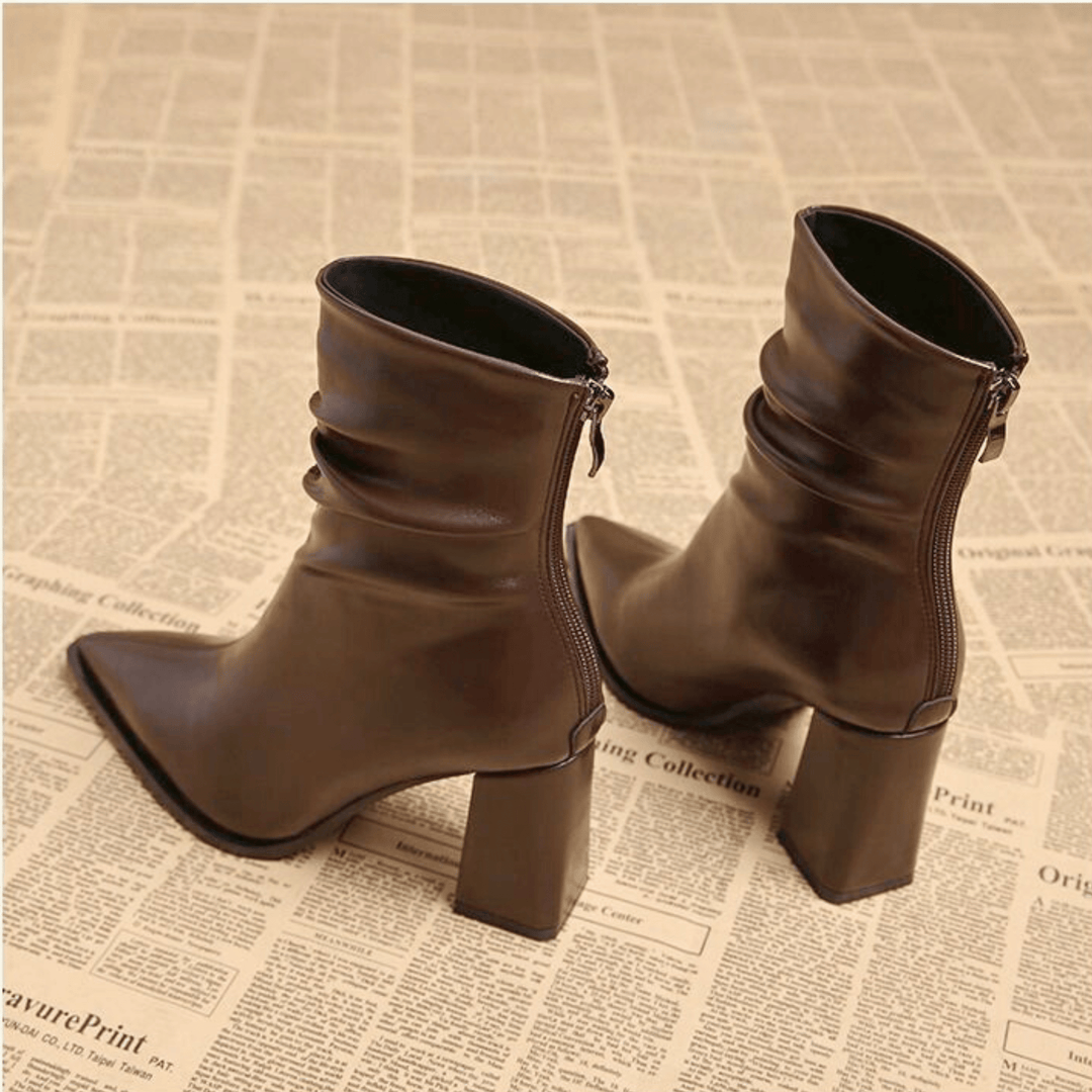Damen Stiefeletten mit spitzer Form und Blockabsatz