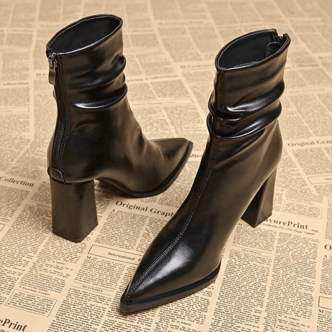 Damen Stiefeletten mit spitzer Form und Blockabsatz