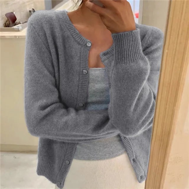 Damen Strickjacke mit Rundhals und Knopfleiste