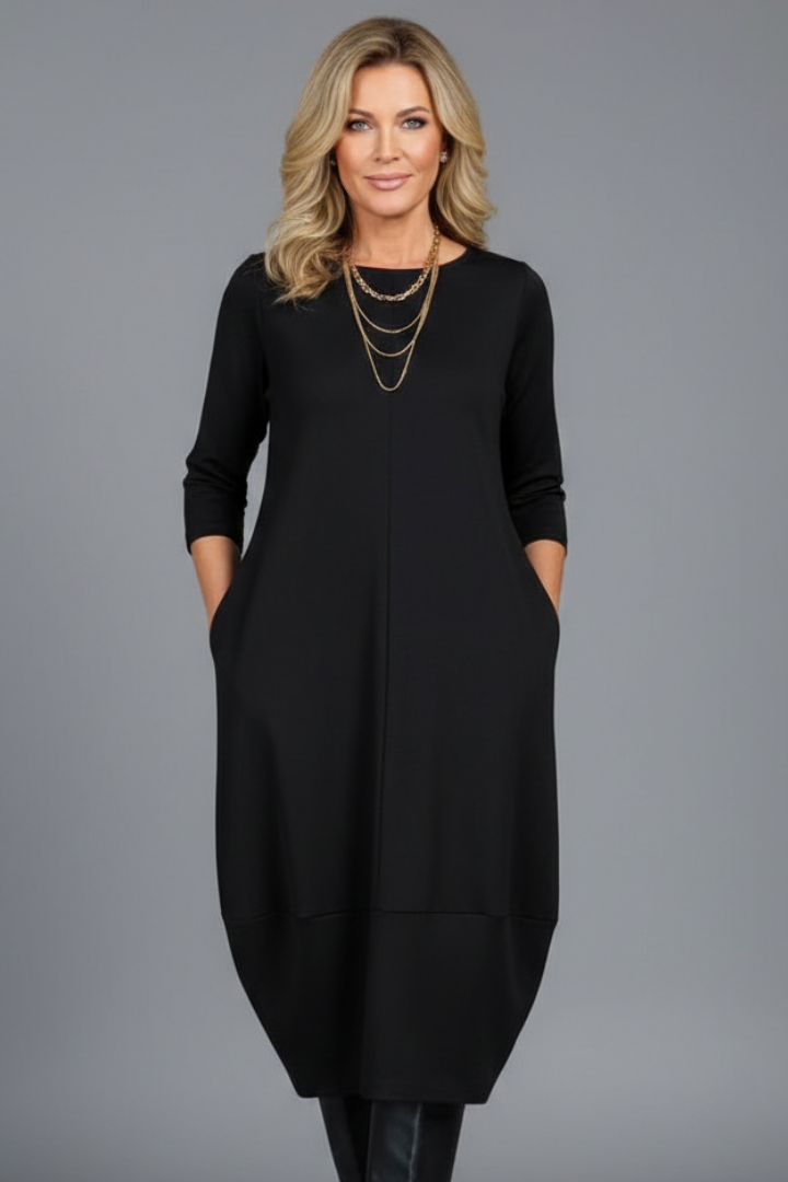 Damen Strickkleid mit Taschen und Ballonsaum