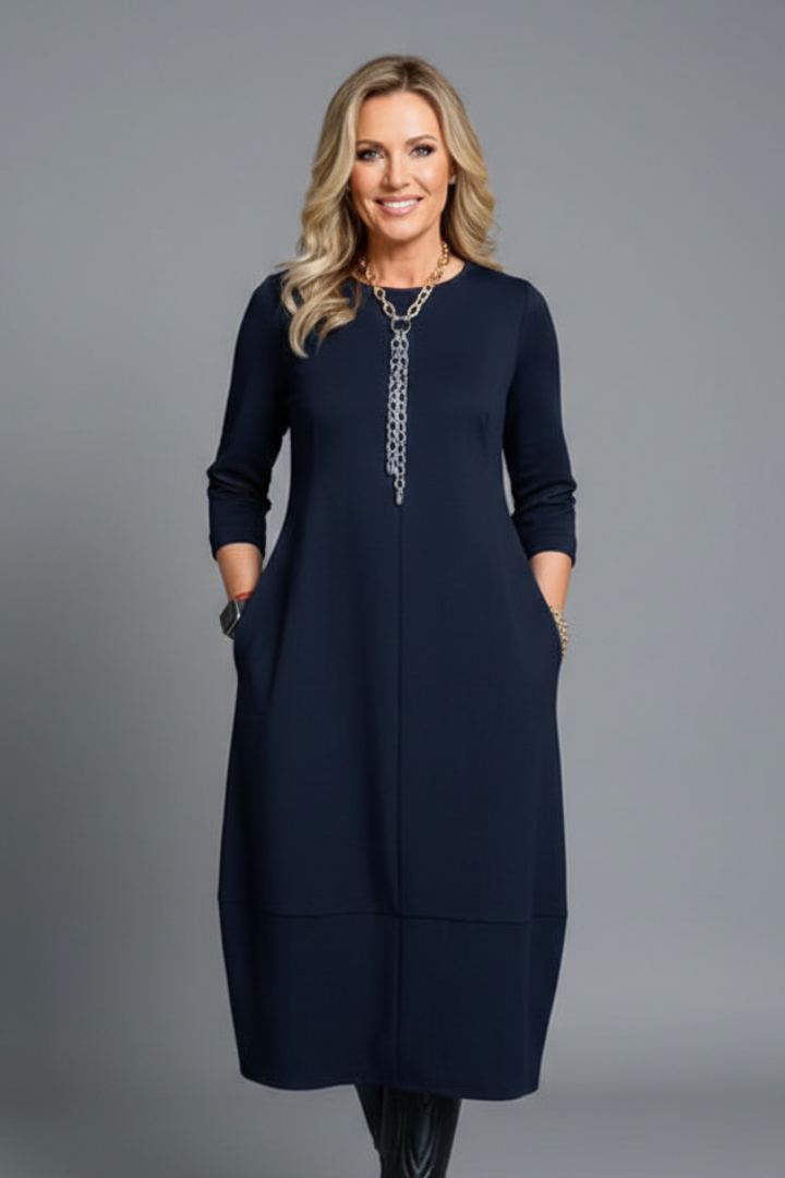 Damen Strickkleid mit Taschen und Ballonsaum