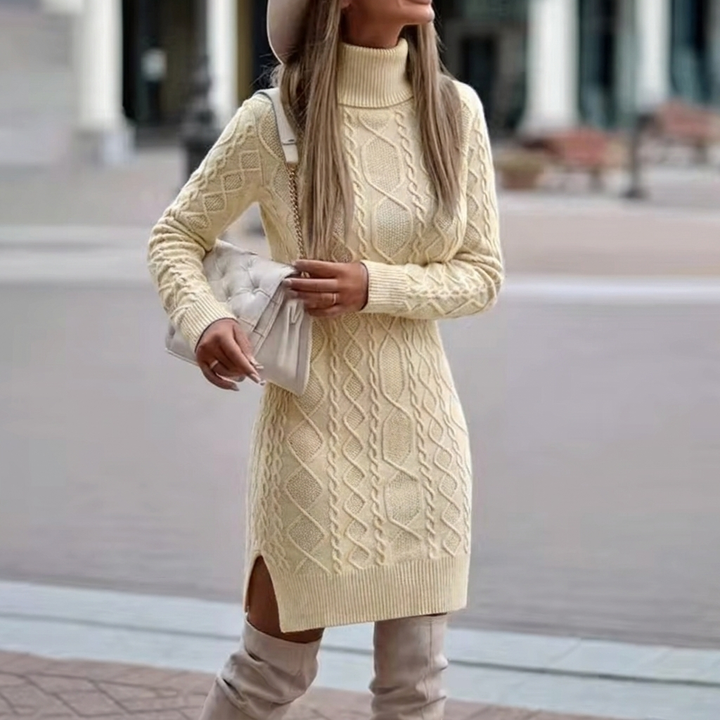 Damen Strickkleid mit Zopfmuster und Seitenschlitz