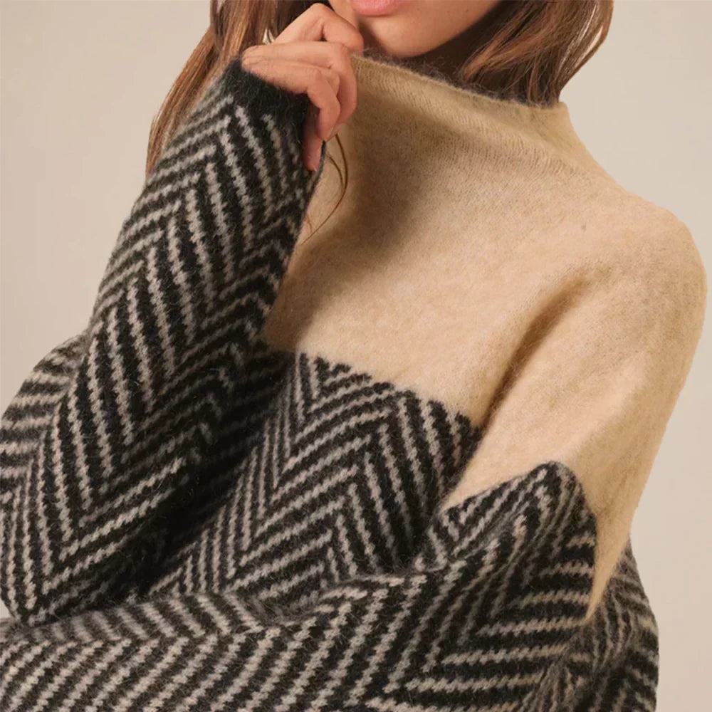 Damen Strickpullover mit Chevronmuster und Stehkragen