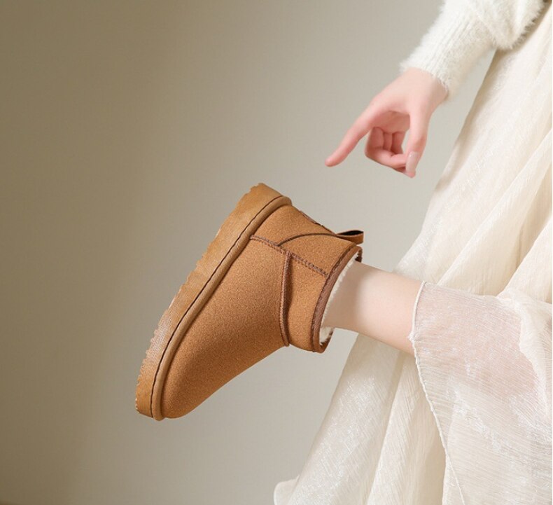 Damen Winterstiefel mit Ziernaht und Zuglasche