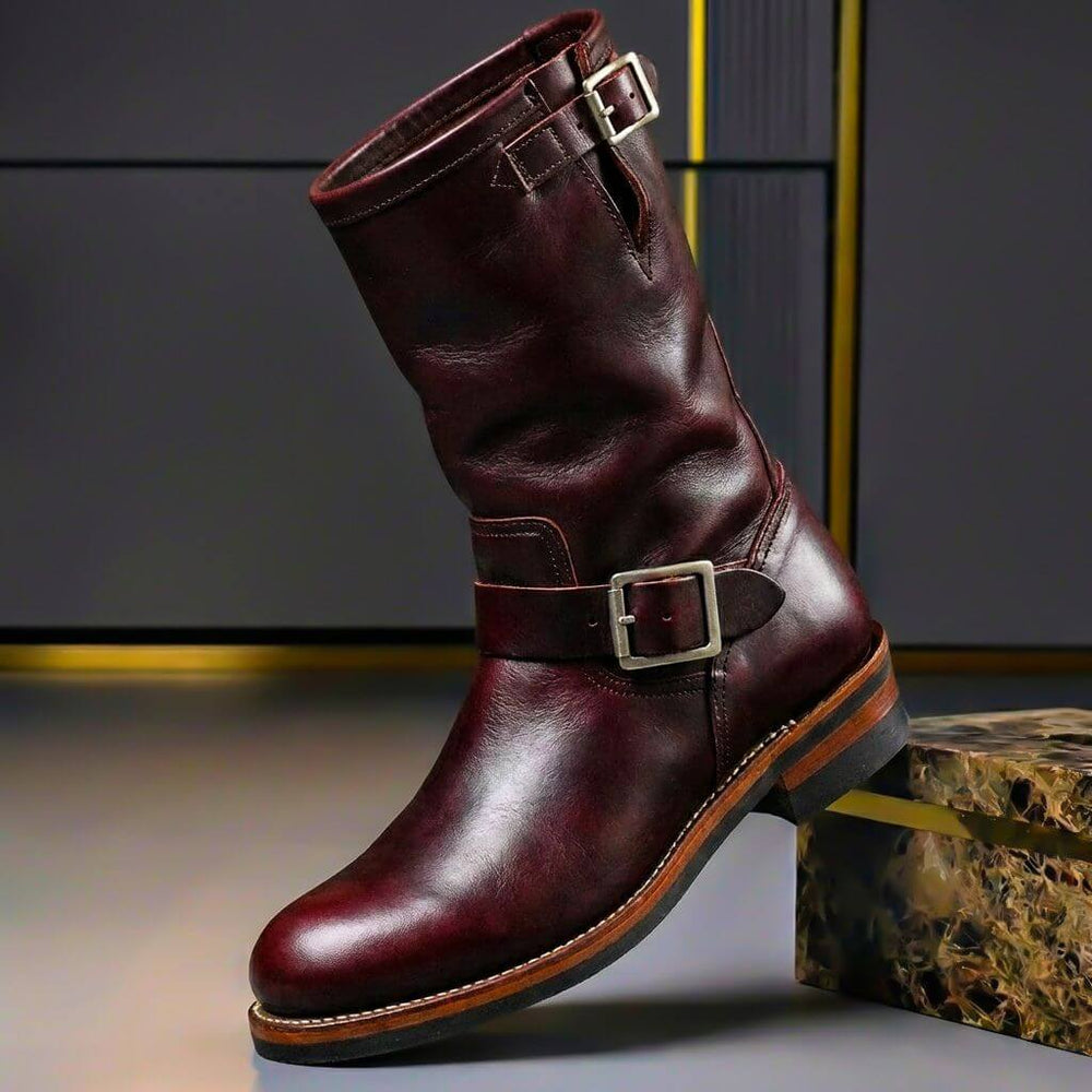 Herren Boots mit zwei Schnallen am Schaft