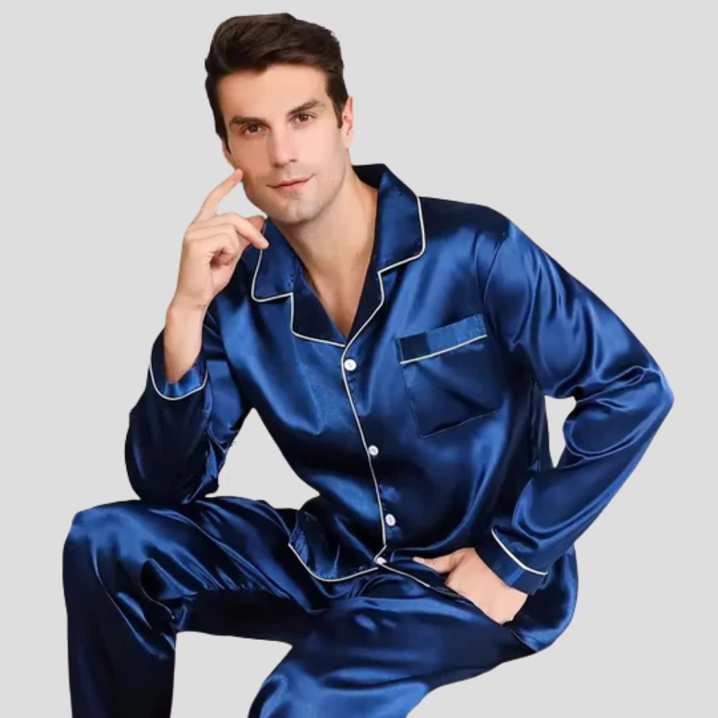 Herren Pyjama aus glänzendem Satin-Look