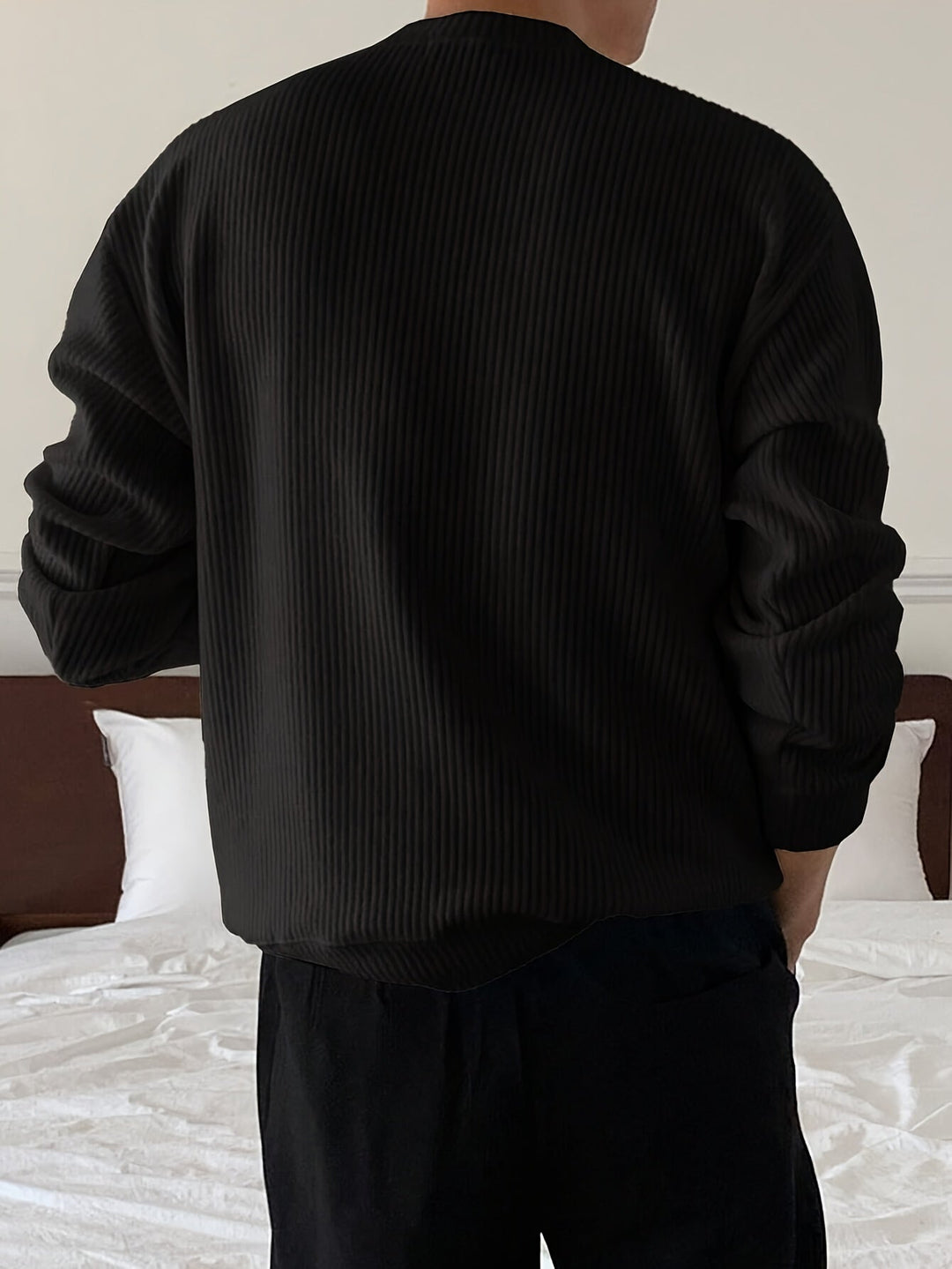Herren Rippstrickpullover mit Rundhals