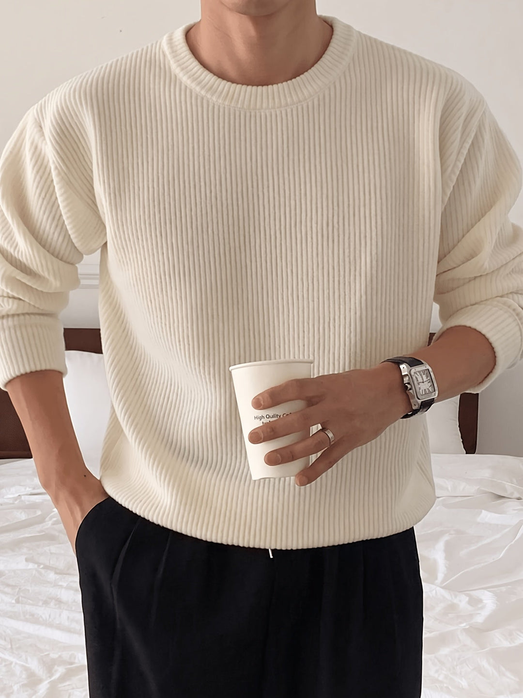 Herren Rippstrickpullover mit Rundhals