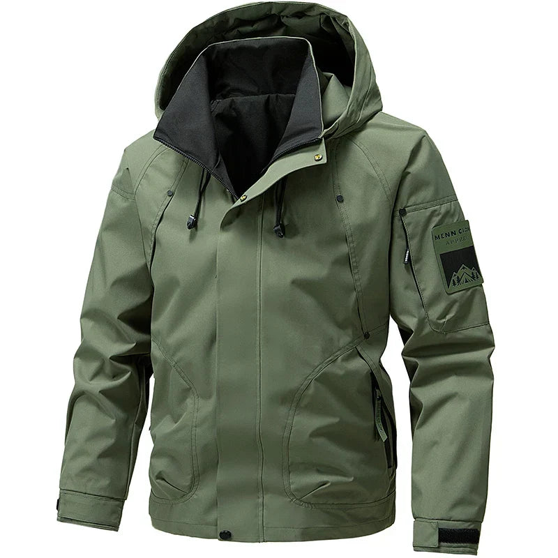 Herren Skijacke mit Kapuze und mehreren Taschen